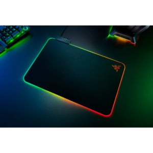 RAZER FIREFLY V2 Hard Gaming Mauspad